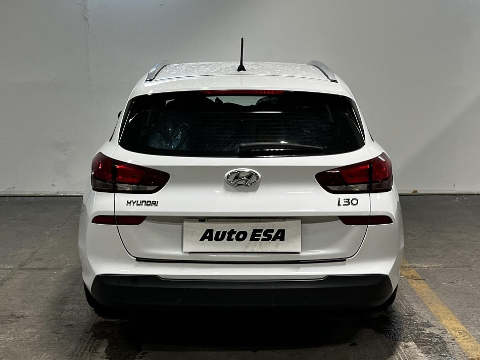 Hyundai I30 1.6i 