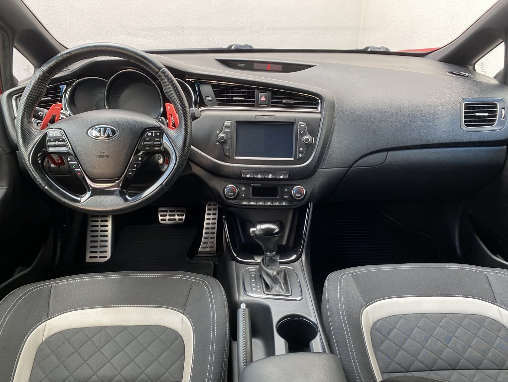 Kia Ceed 1.6 CRDi 