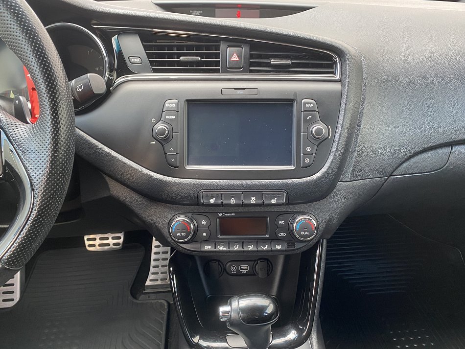 Kia Ceed 1.6 CRDi 