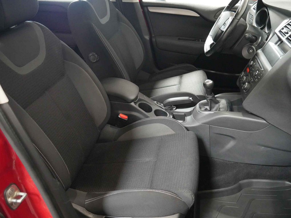Citroën C4 1.2i 