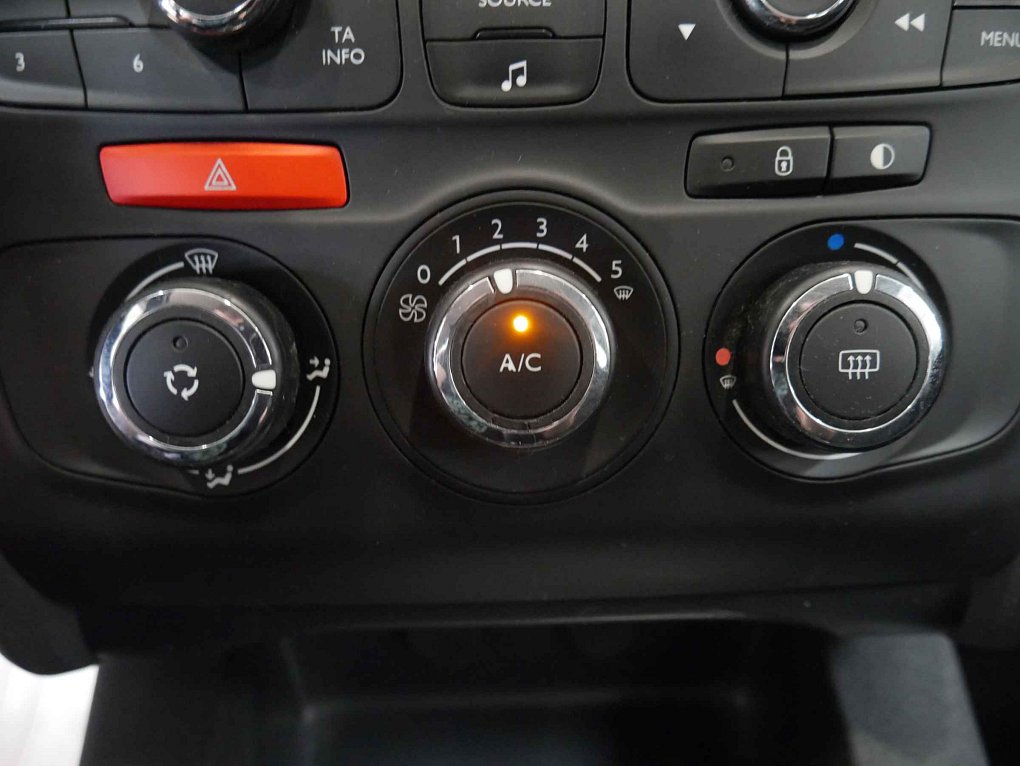 Citroën C4 1.2i 