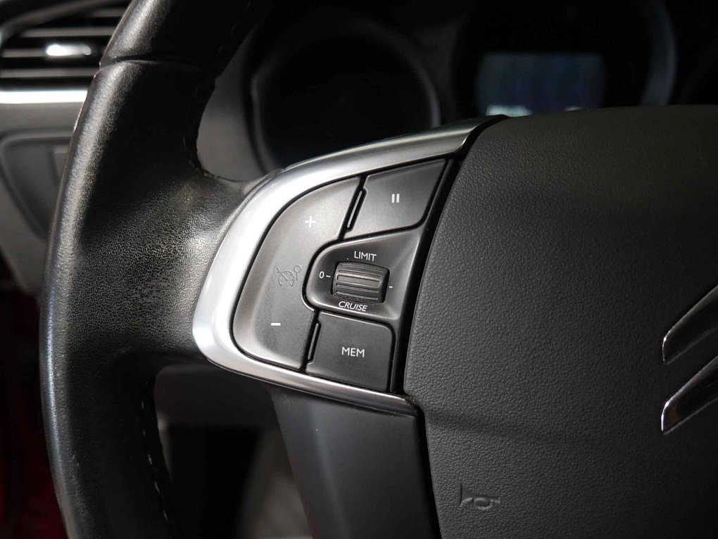 Citroën C4 1.2i 