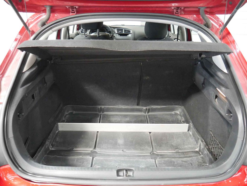 Citroën C4 1.2i 