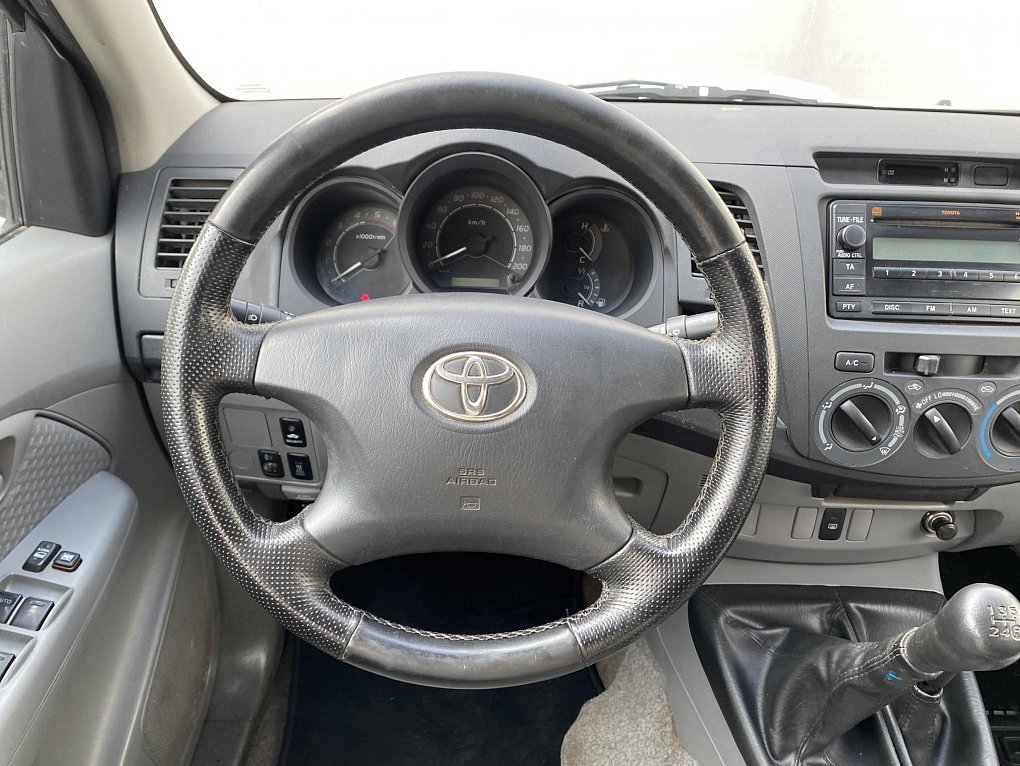 Toyota Hilux 2.5 D  4x4 DoubleCab