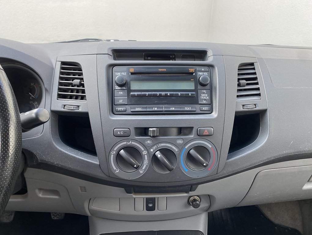 Toyota Hilux 2.5 D  4x4 DoubleCab