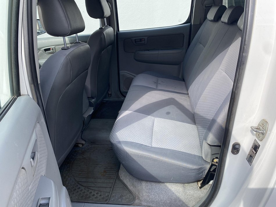 Toyota Hilux 2.5 D  4x4 DoubleCab