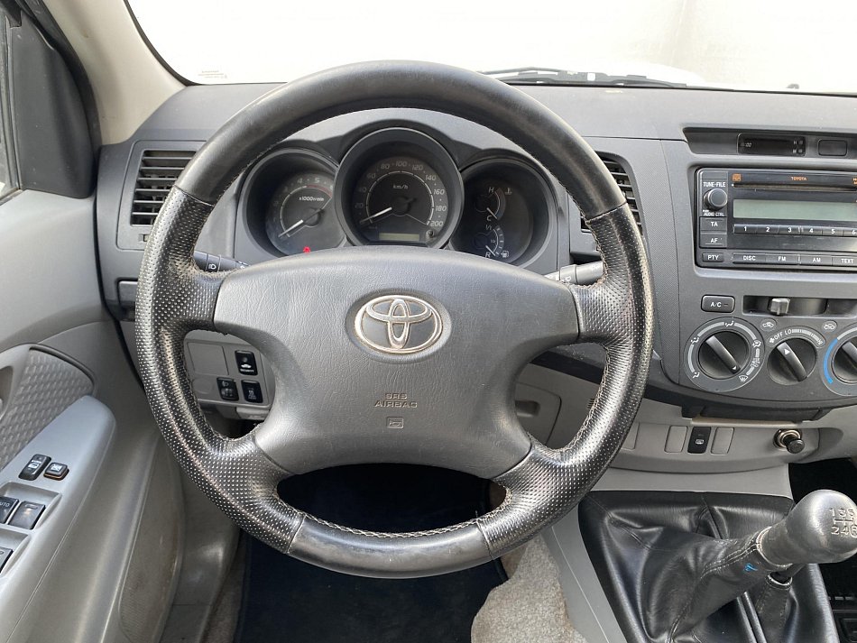 Toyota Hilux 2.5 D  4x4 DoubleCab