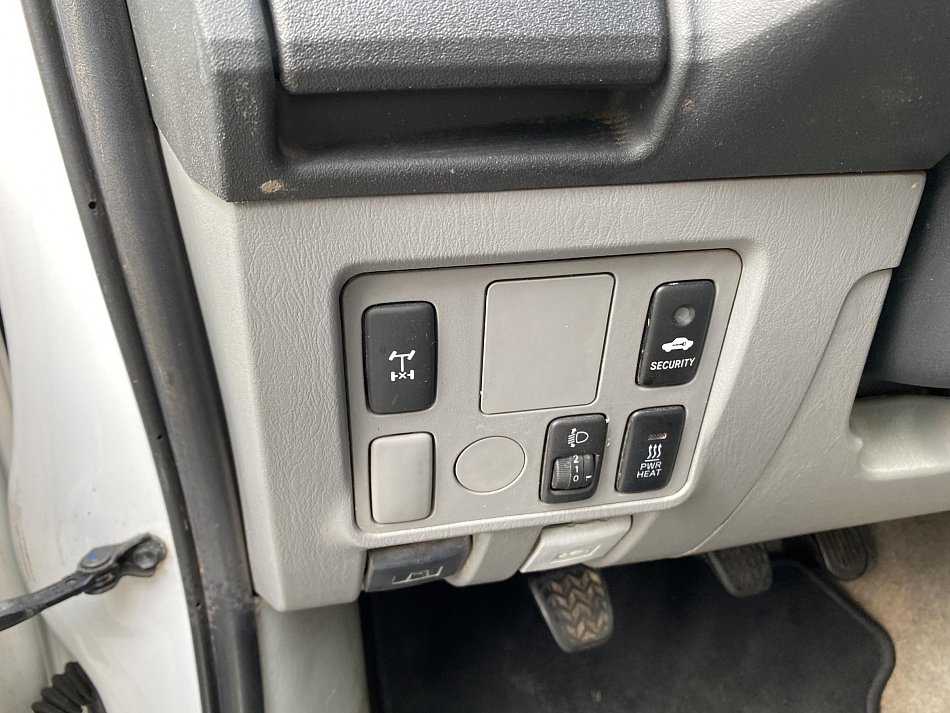 Toyota Hilux 2.5 D  4x4 DoubleCab