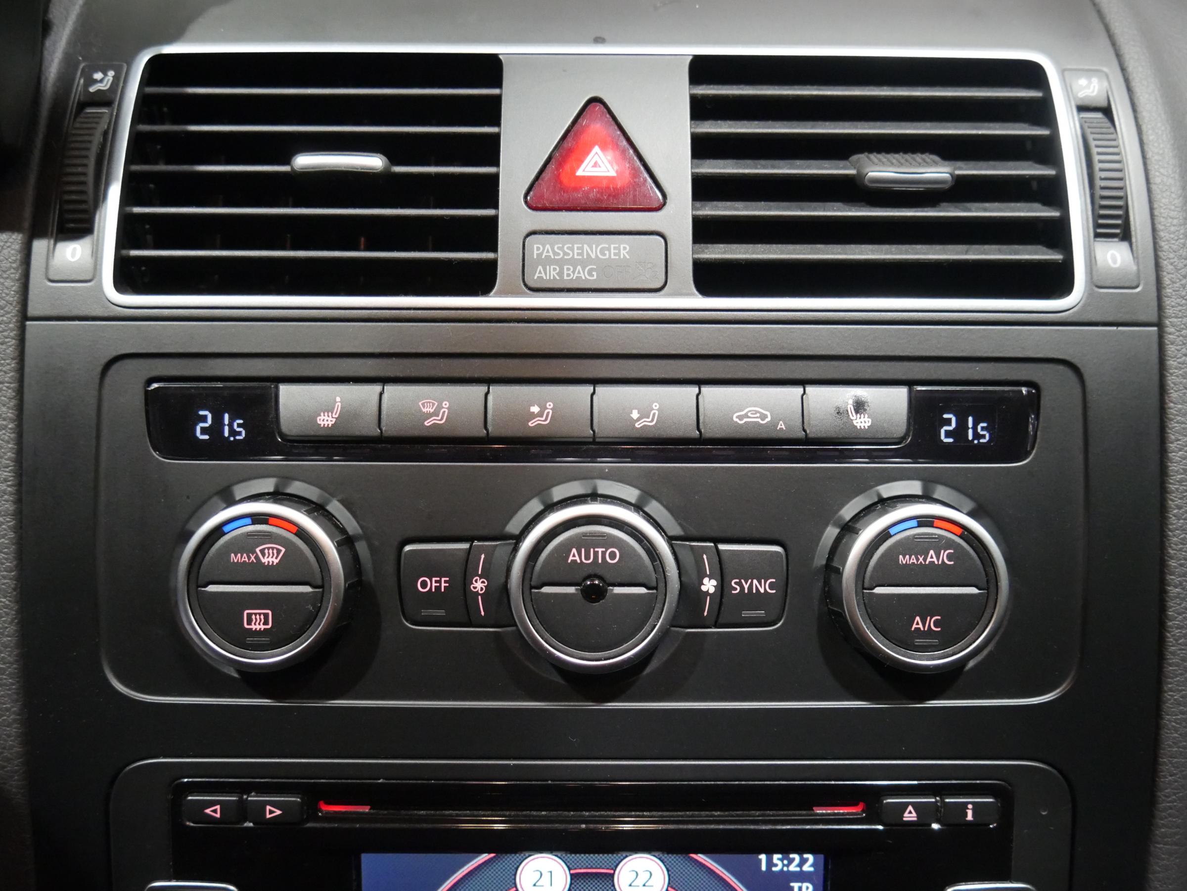 Volkswagen Touran, 2013 - pohled č. 13