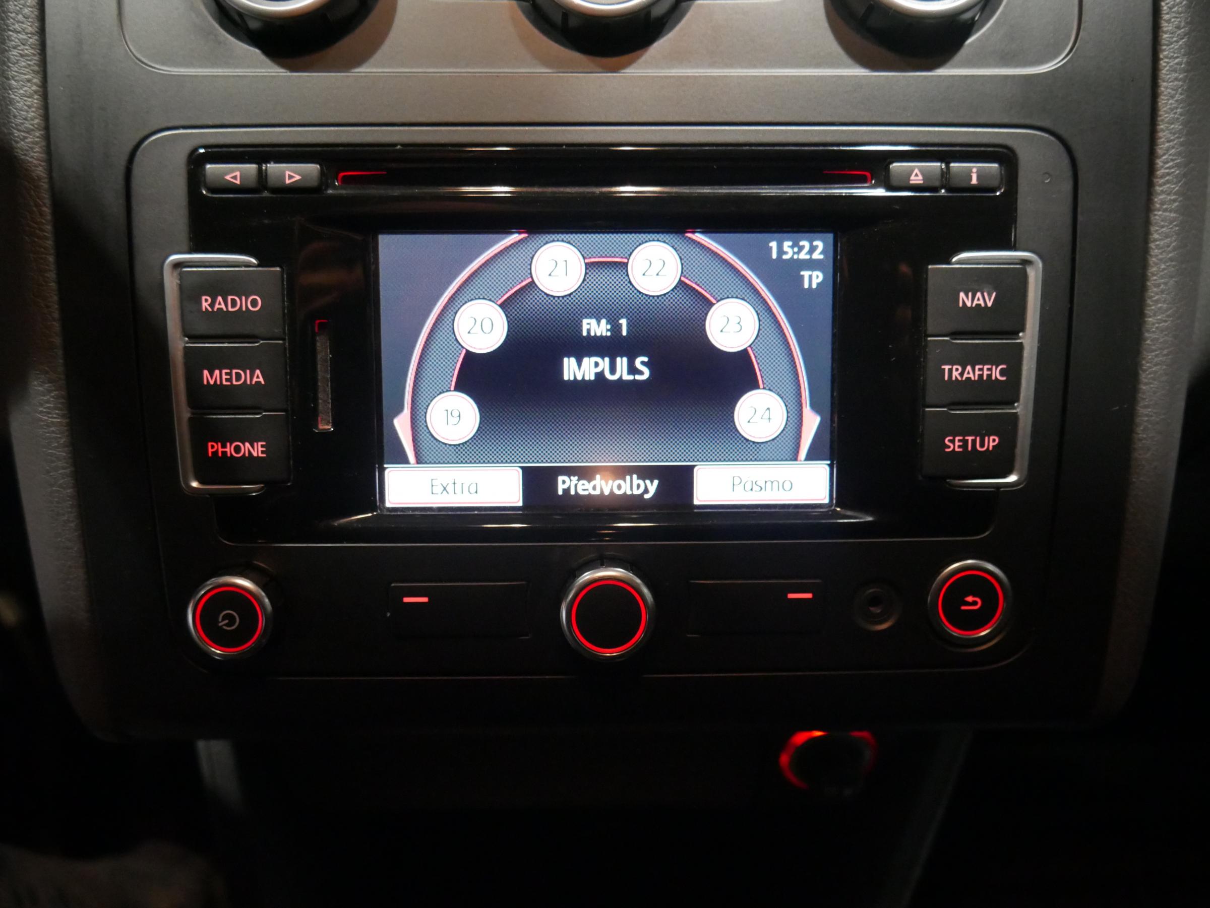 Volkswagen Touran, 2013 - pohled č. 14