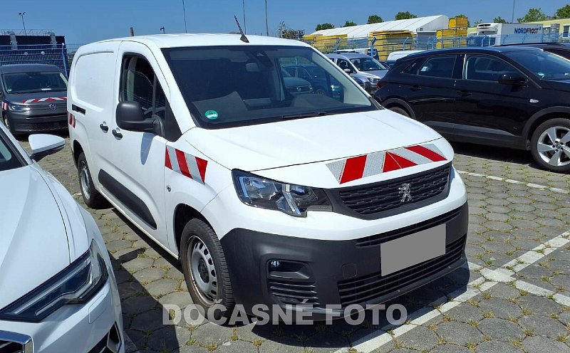 Peugeot Partner 1.5HDi Premium MAXi DÍLNA