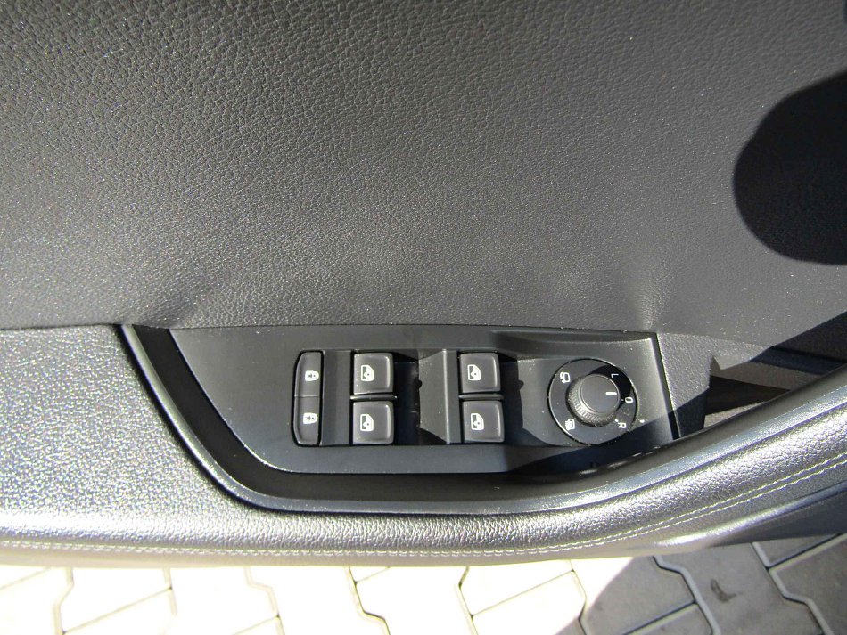 Škoda Superb III 2.0 TDi Style