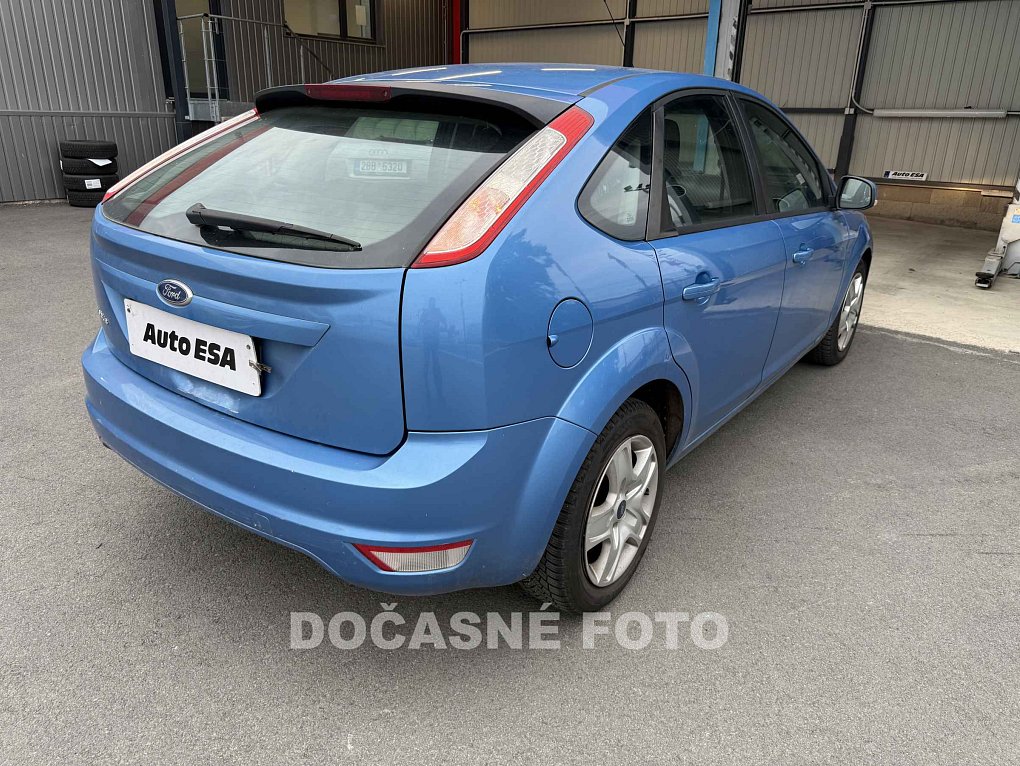 Ford Focus 1.6i 