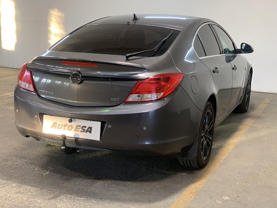 Opel Insignia 2.0 CDTi Edition