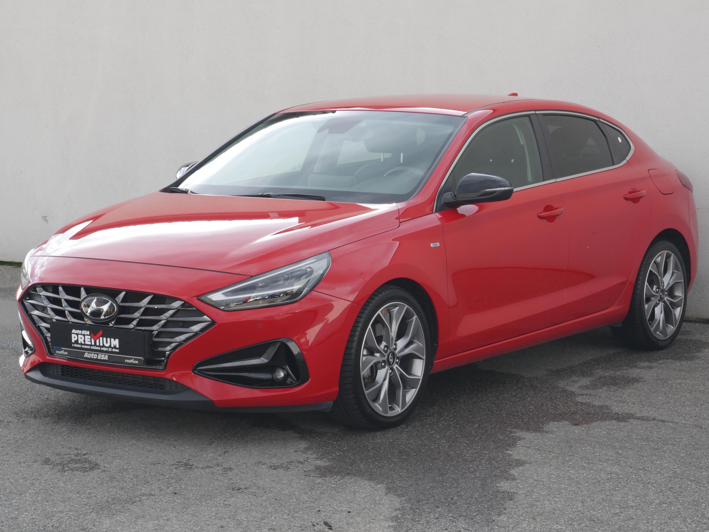 Hyundai i30, 2021 - pohled č. 3