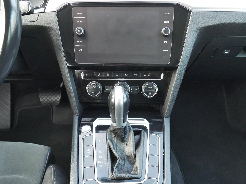 Volkswagen Passat 2.0TDI Highline