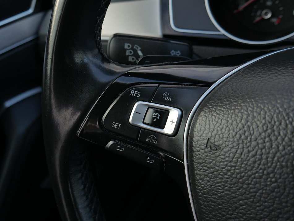 Volkswagen Passat 2.0TDI Highline