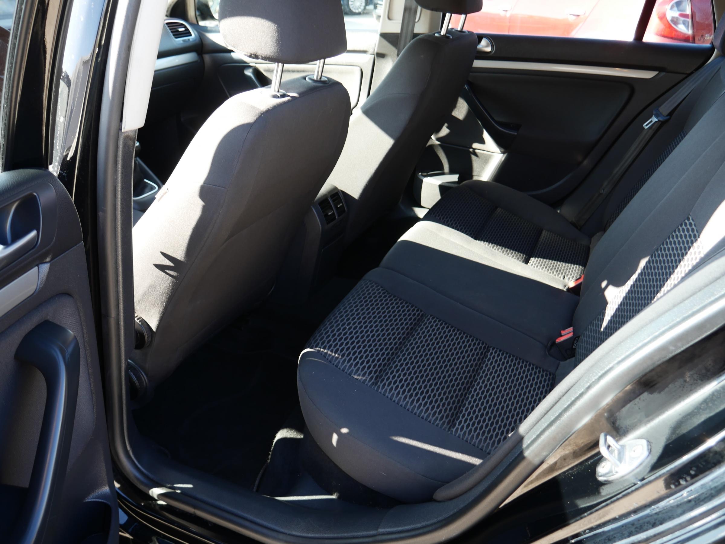 Volkswagen Golf, 2012 - pohled č. 10