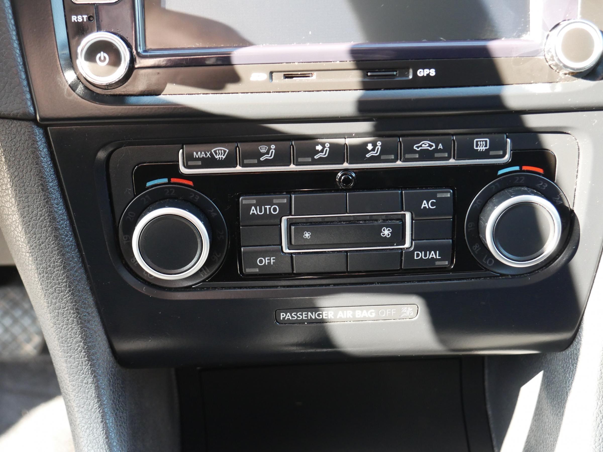 Volkswagen Golf, 2012 - pohled č. 14