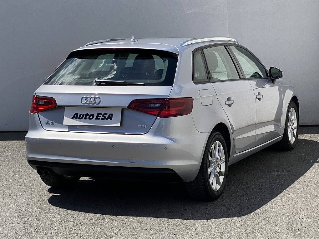 Audi A3 2.0 TDi Attraction