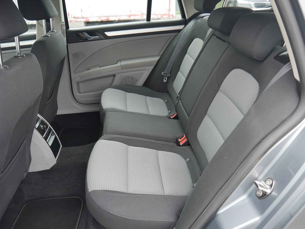 Škoda Superb II 2.0TDi Ambition