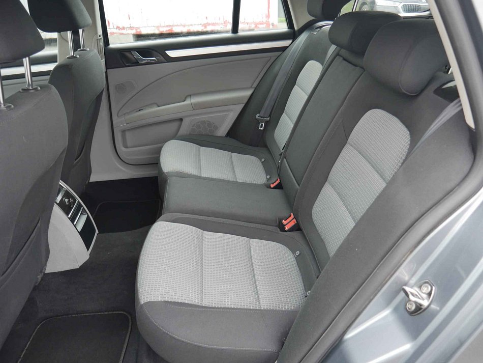 Škoda Superb II 2.0TDi Ambition