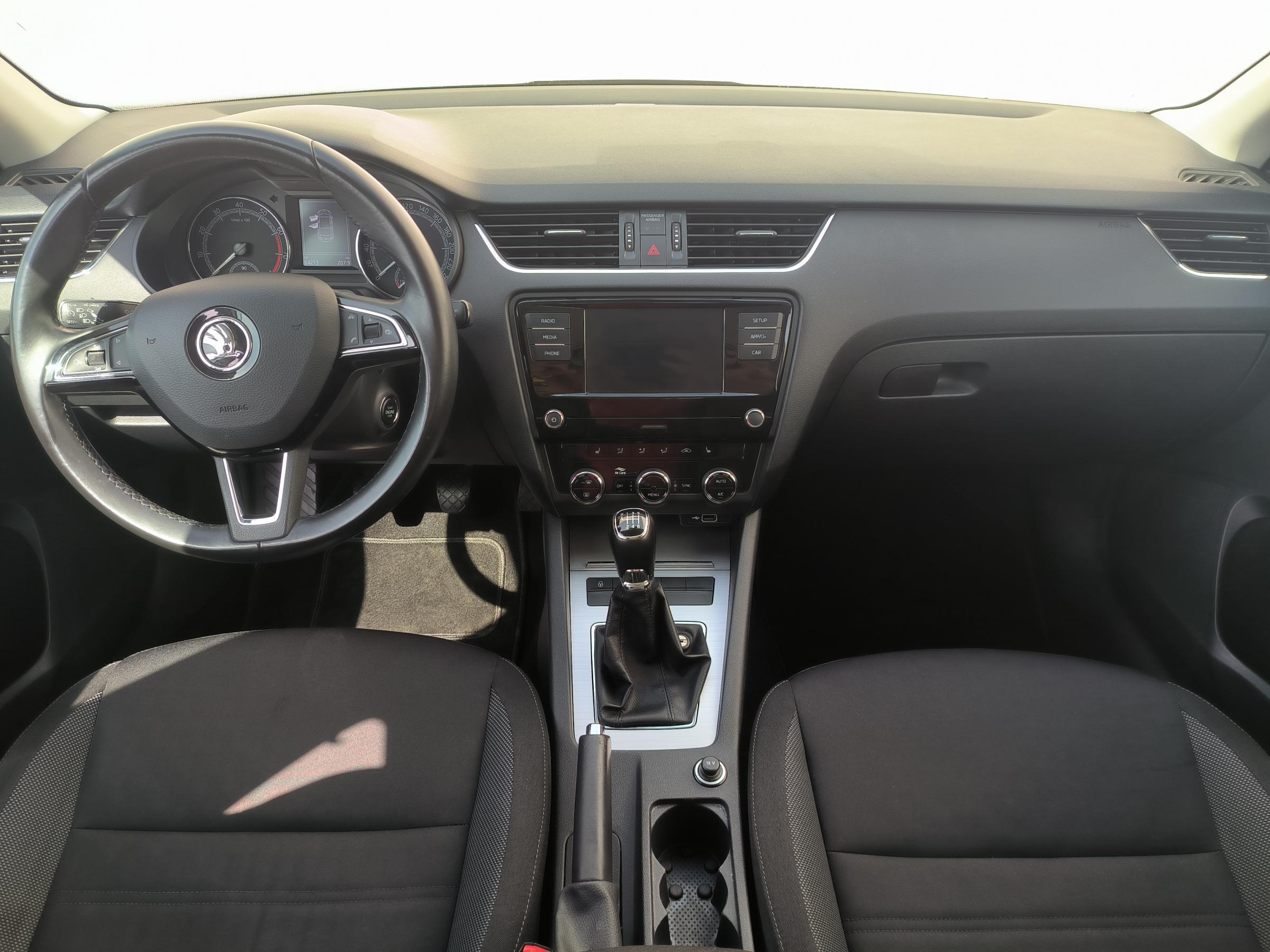 Škoda Octavia III, 2018 - pohled č. 9