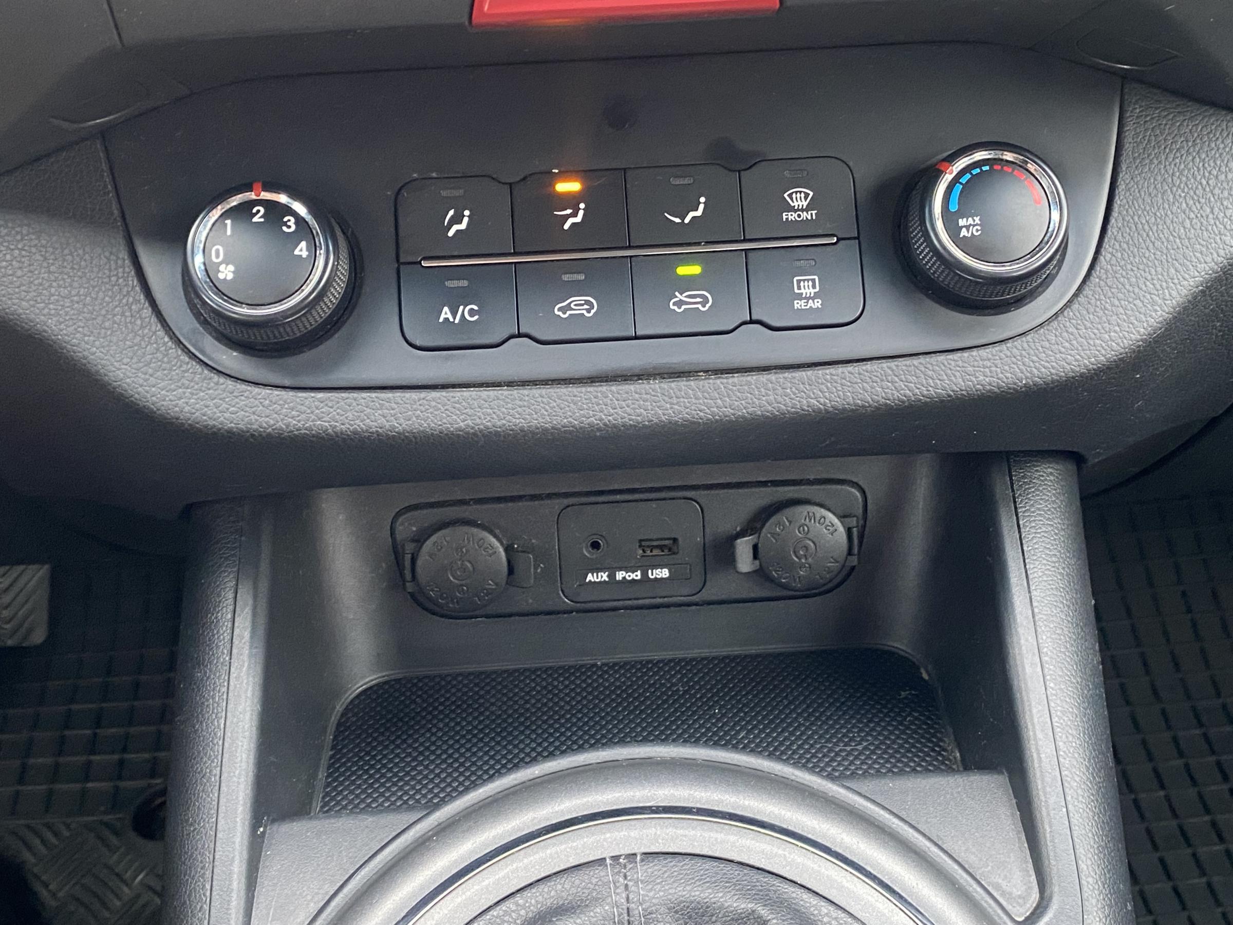 Kia Sportage, 2010 - pohled č. 18