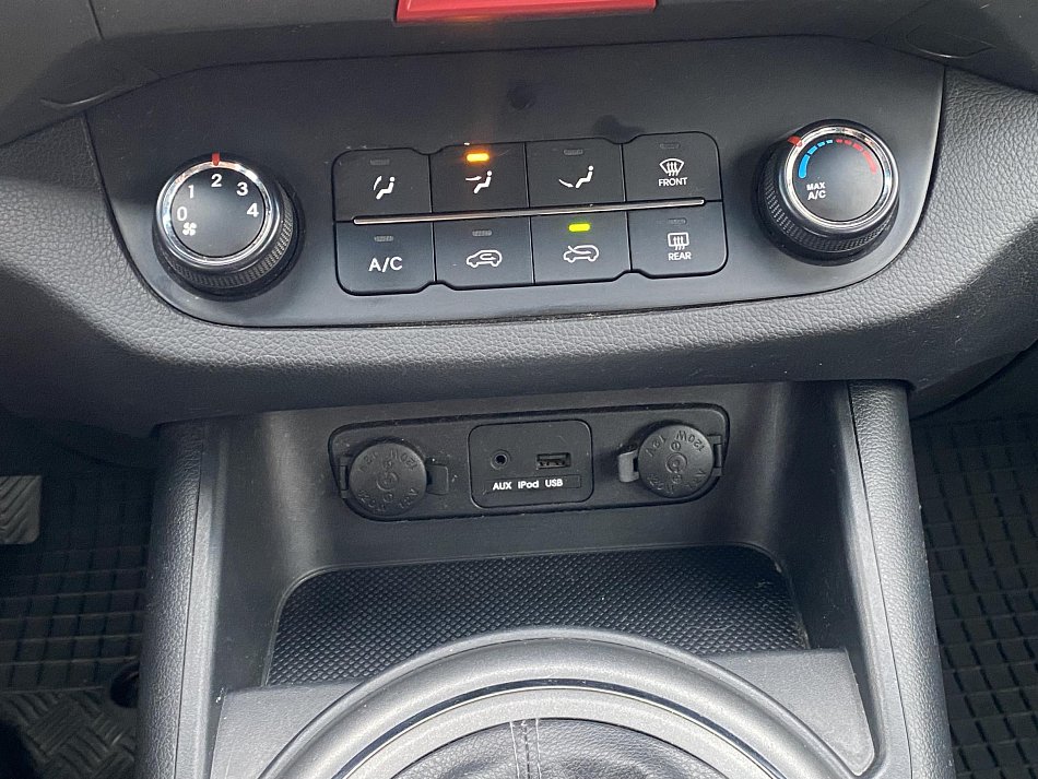 Kia Sportage 2.0 CVUT  4x4