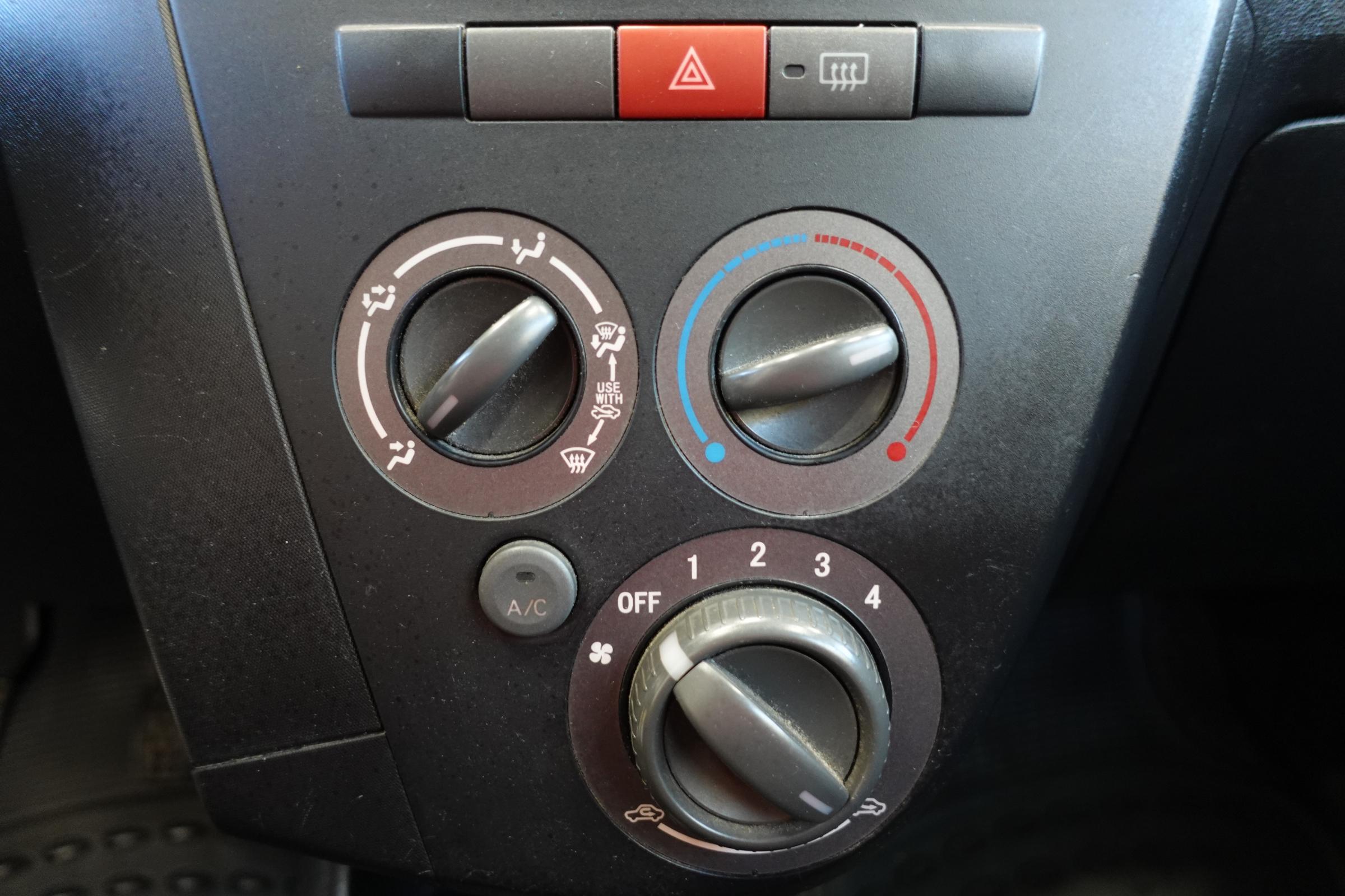 Daihatsu Cuore, 2008 - pohled č. 16