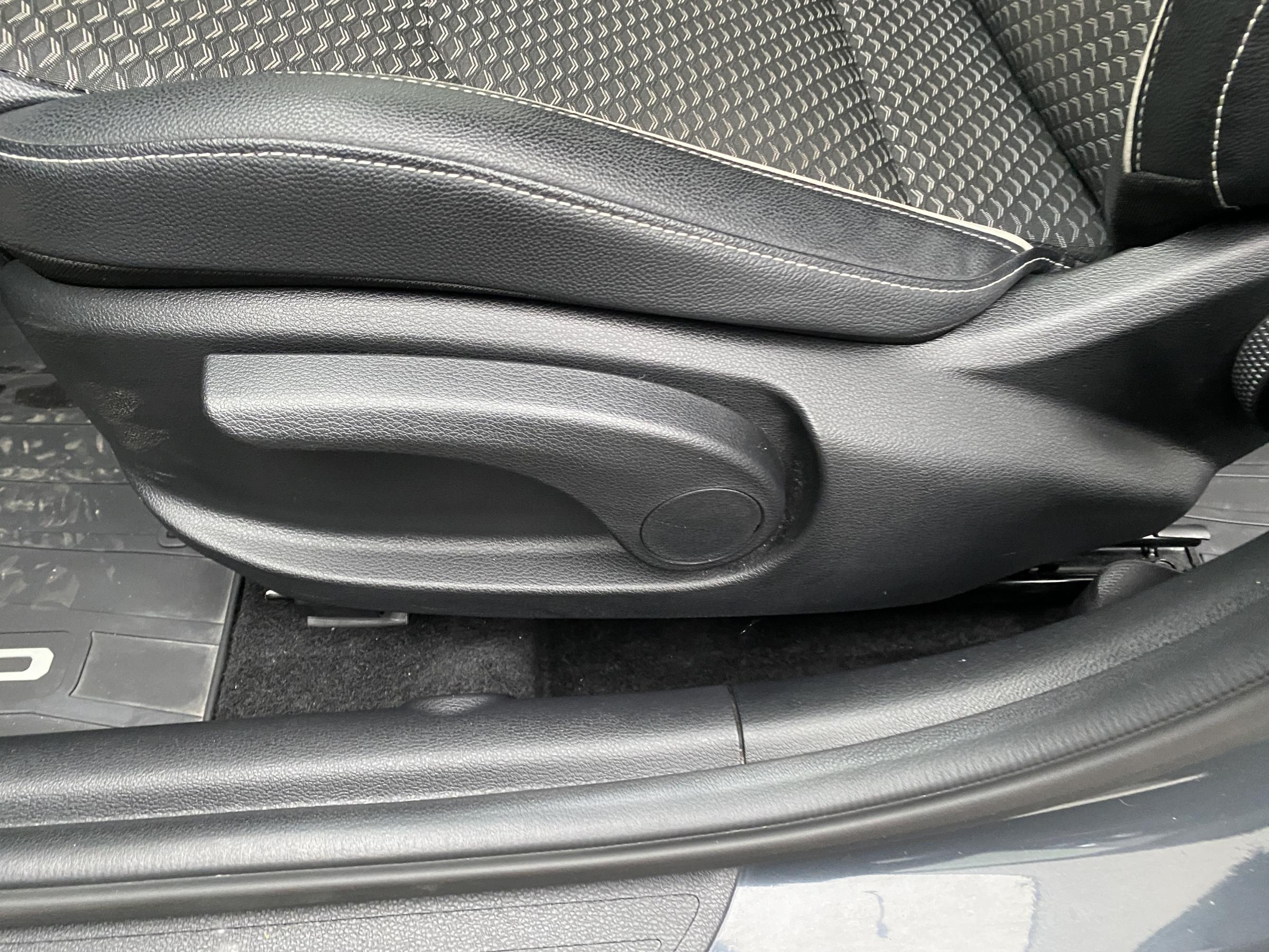 Kia Cee´d, 2022 - pohled č. 14