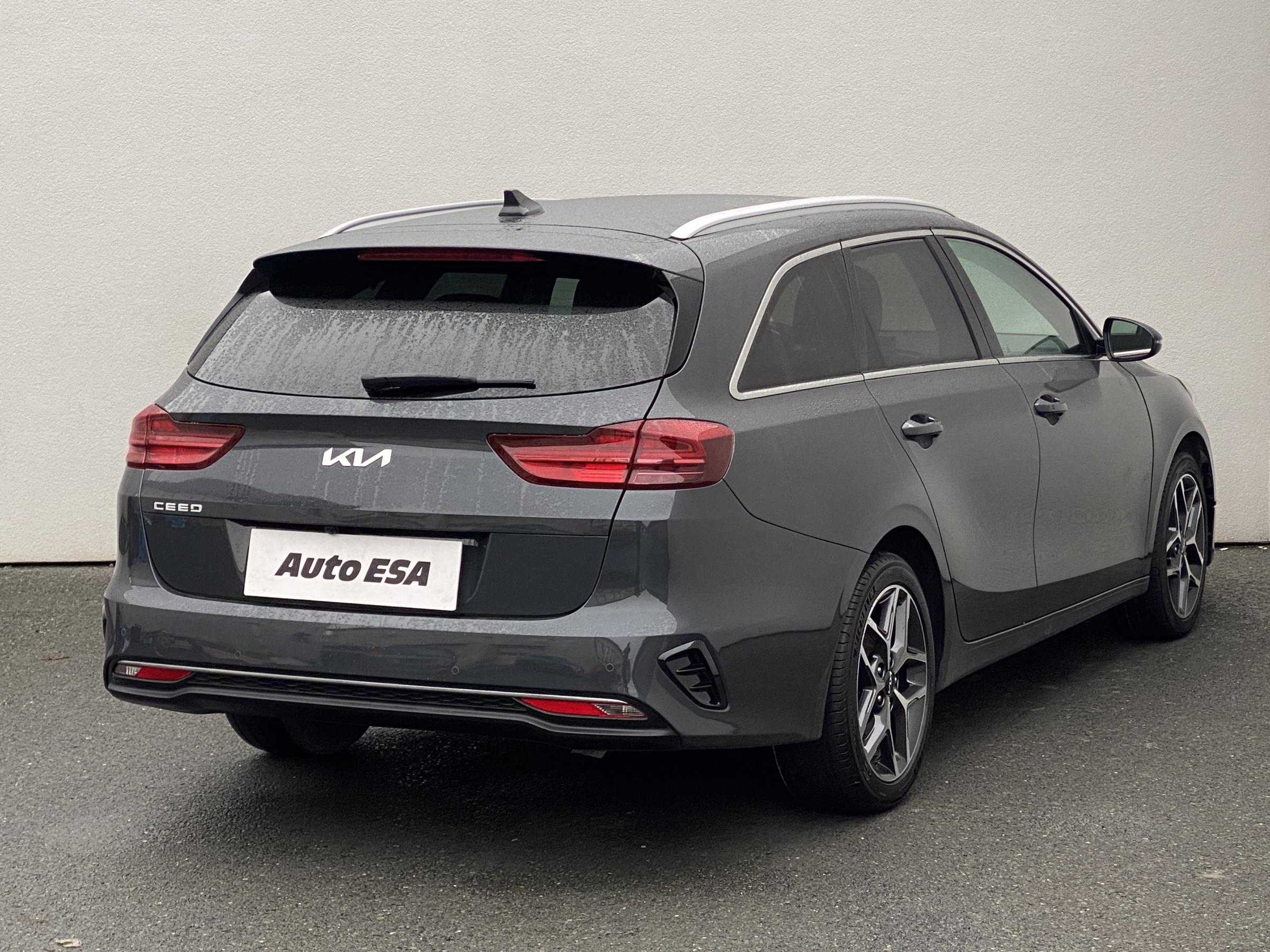 Kia Cee´d, 2022 - pohled č. 4