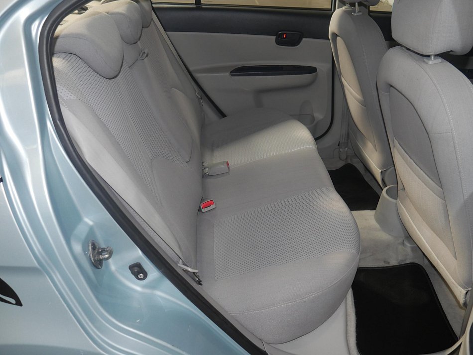 Hyundai Accent 1.4i 
