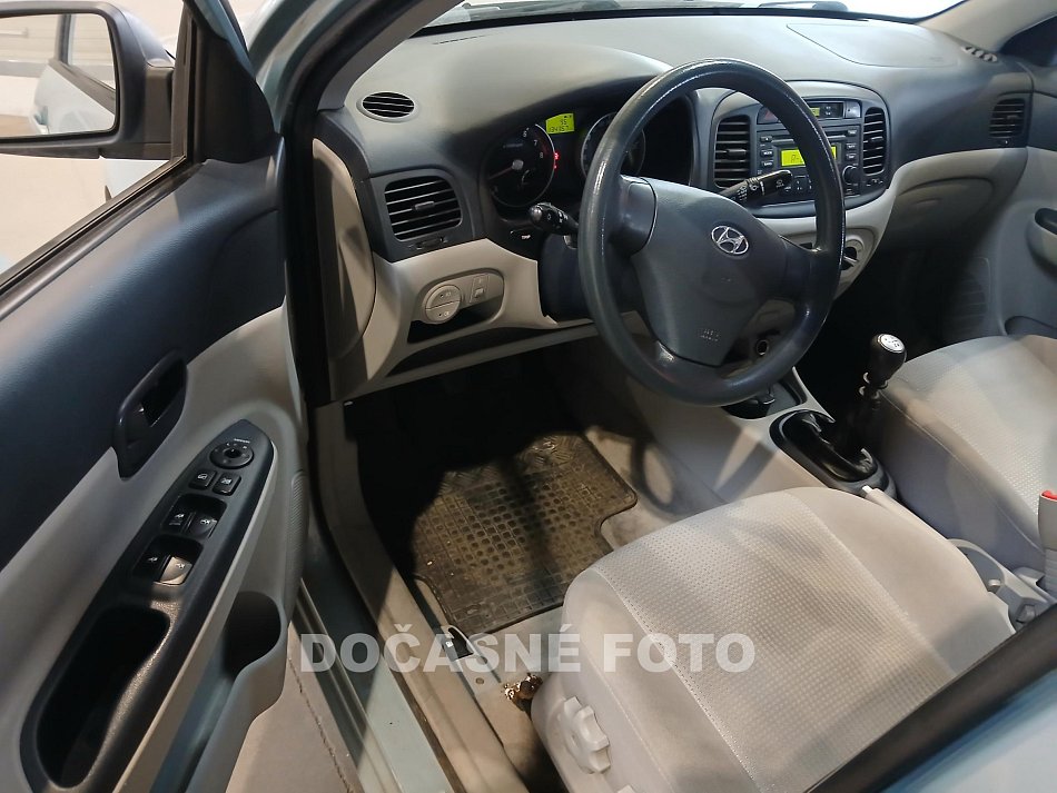 Hyundai Accent 1.4i 