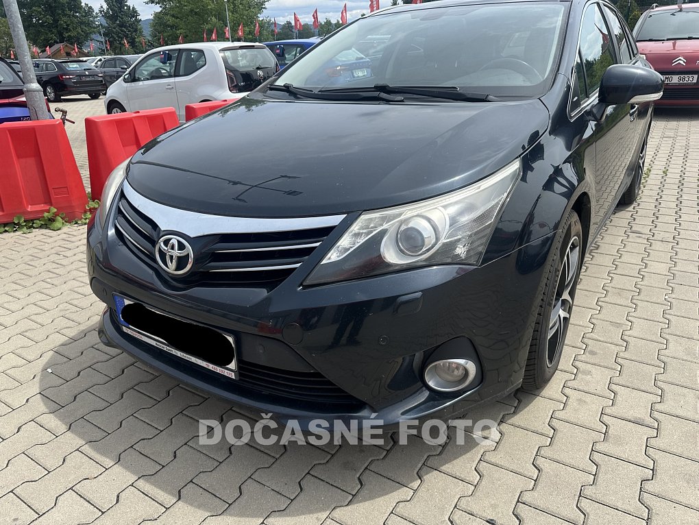 Toyota Avensis 2.2 D 