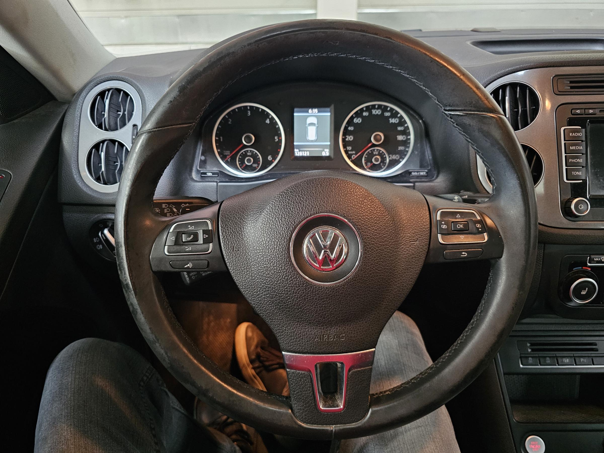 Volkswagen Tiguan, 2012 - pohled č. 17