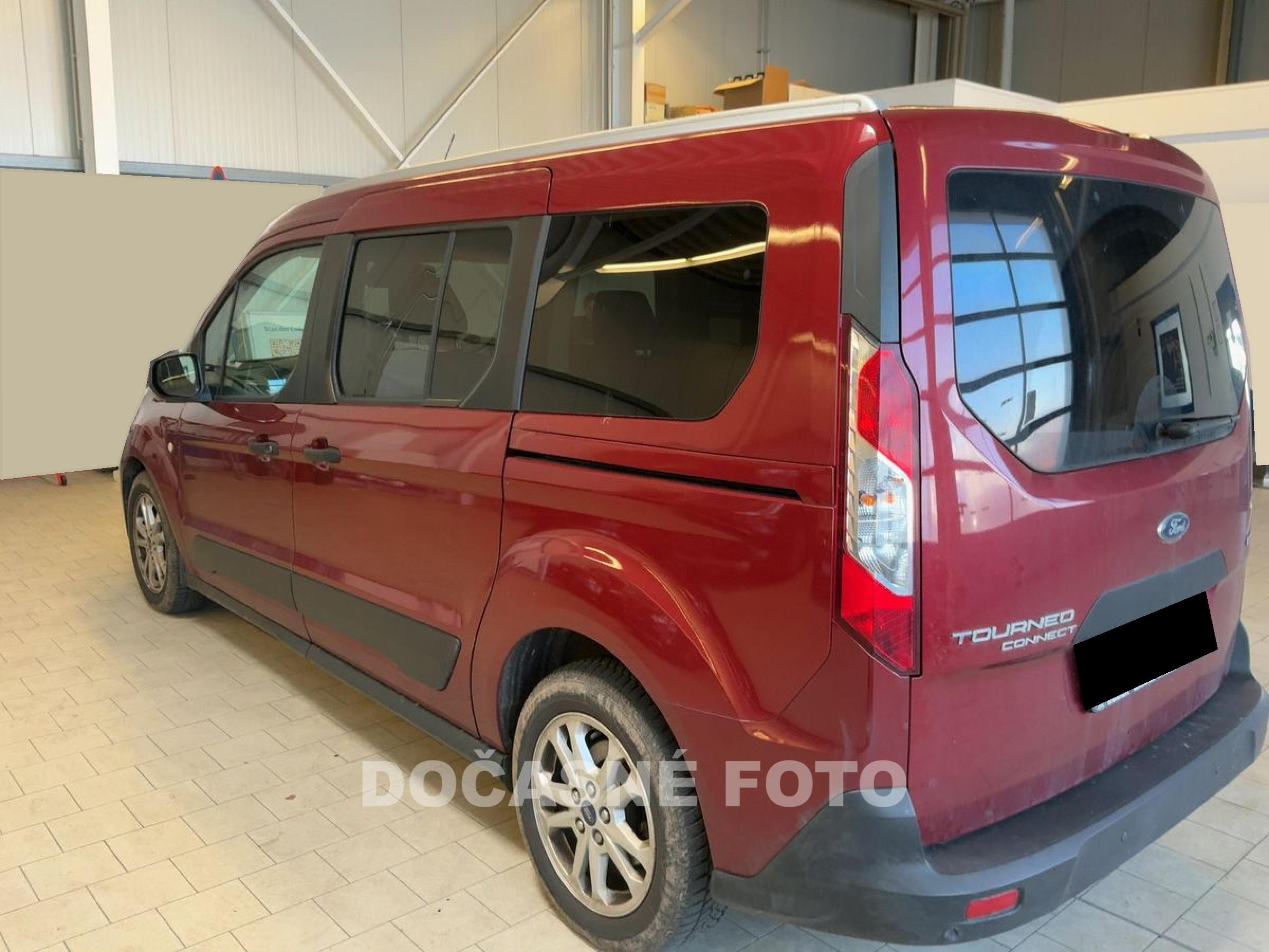 Ford Tourneo Connect, 2018 - pohled č. 2