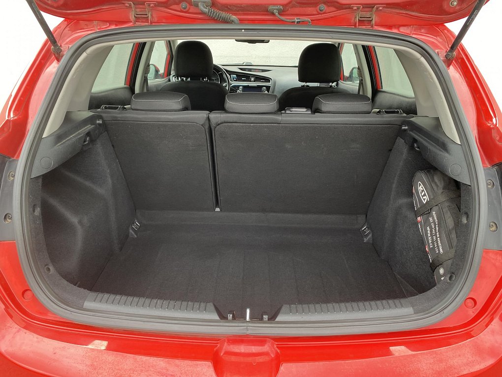 Kia Ceed 1.6GDi 