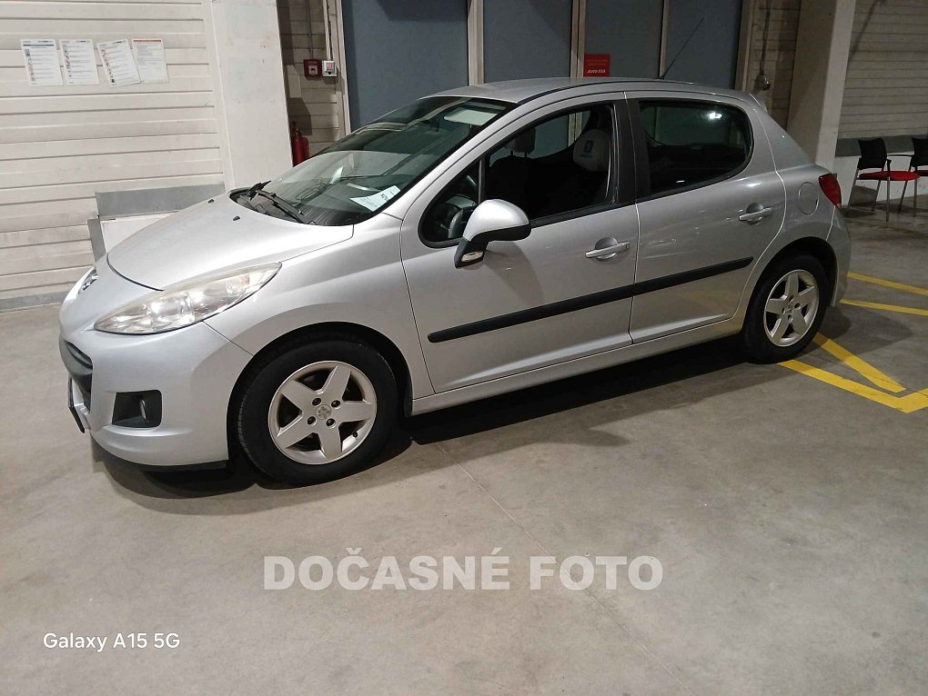 Peugeot 207 1.4 HDi 