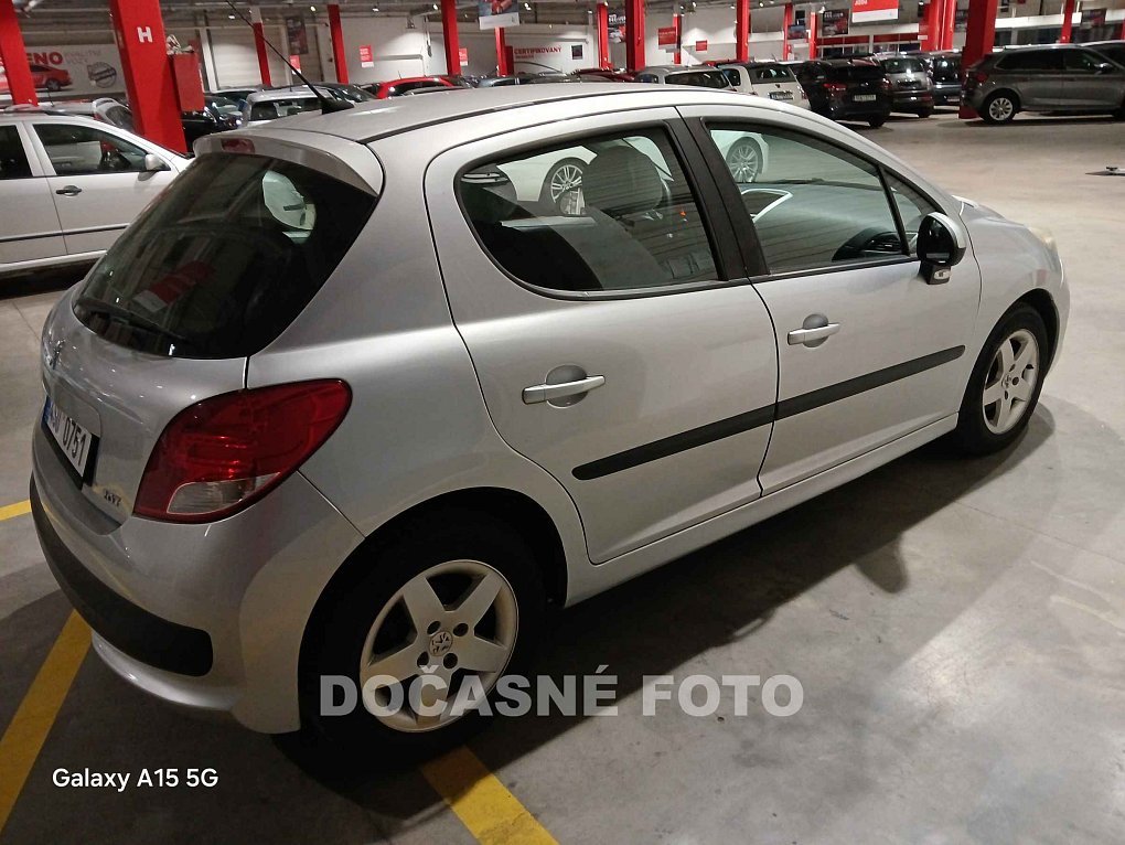 Peugeot 207 1.4 HDi 