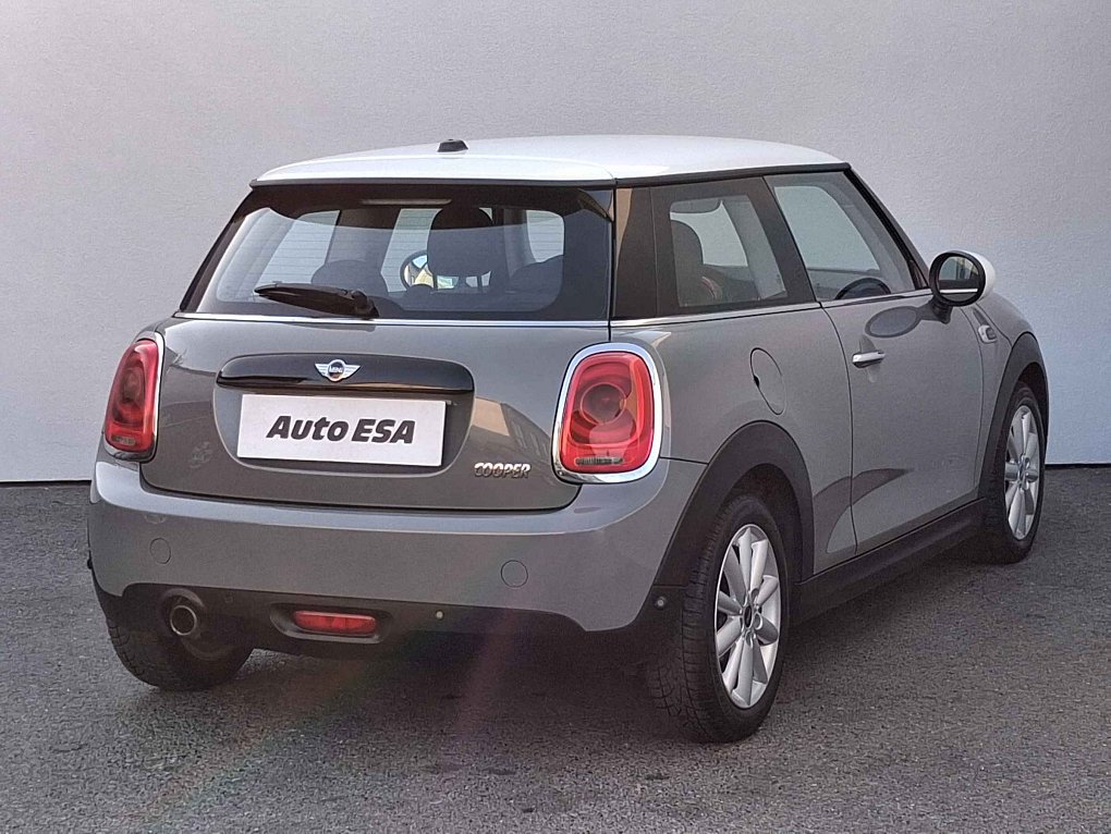 Mini Cooper 1.5i 