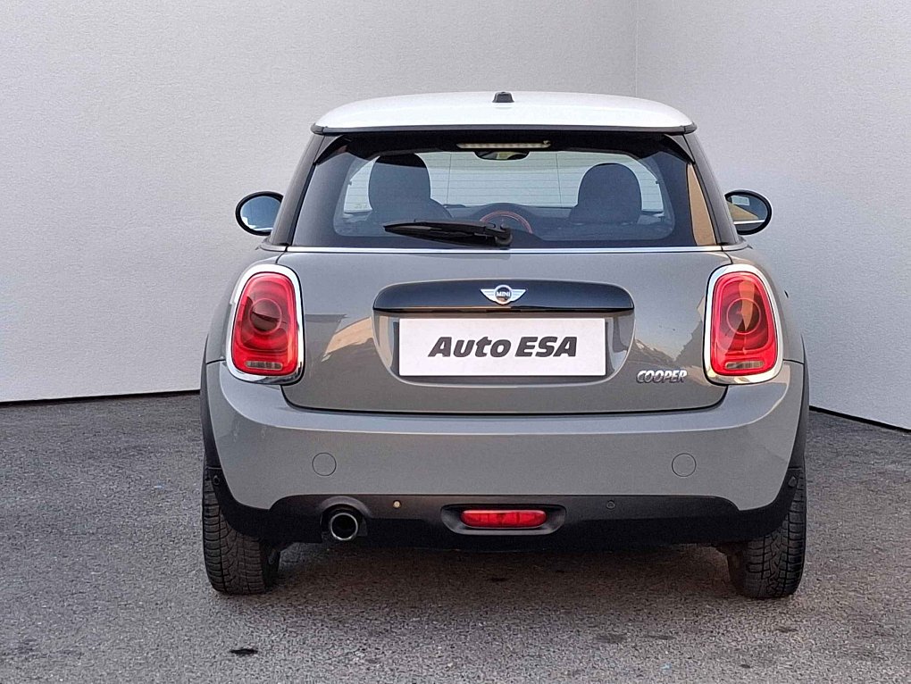 Mini Cooper 1.5i 
