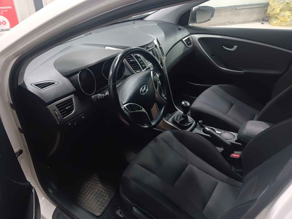 Hyundai I30 1.6i CVVT 