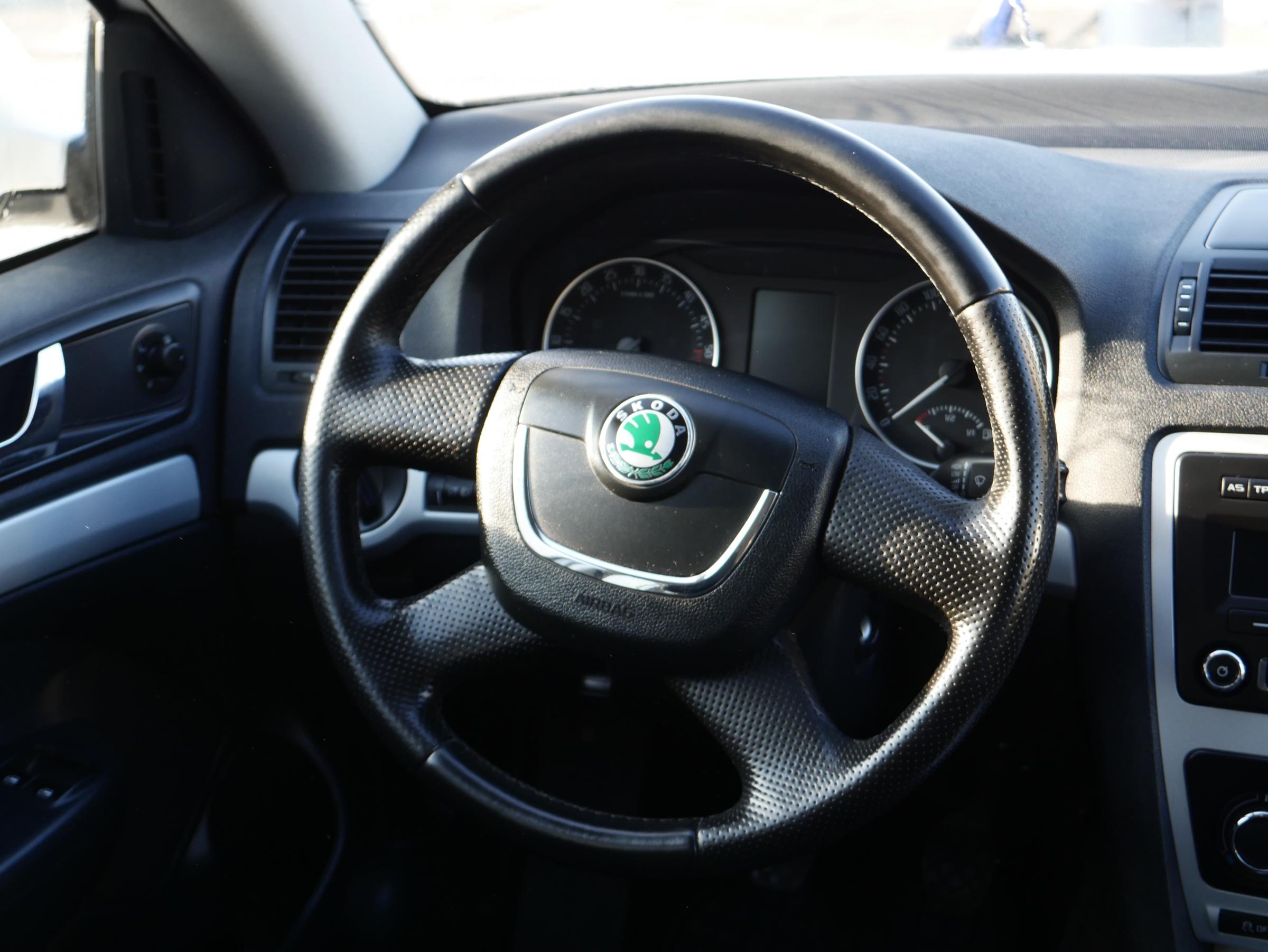 Škoda Octavia, 2013 - pohled č. 13