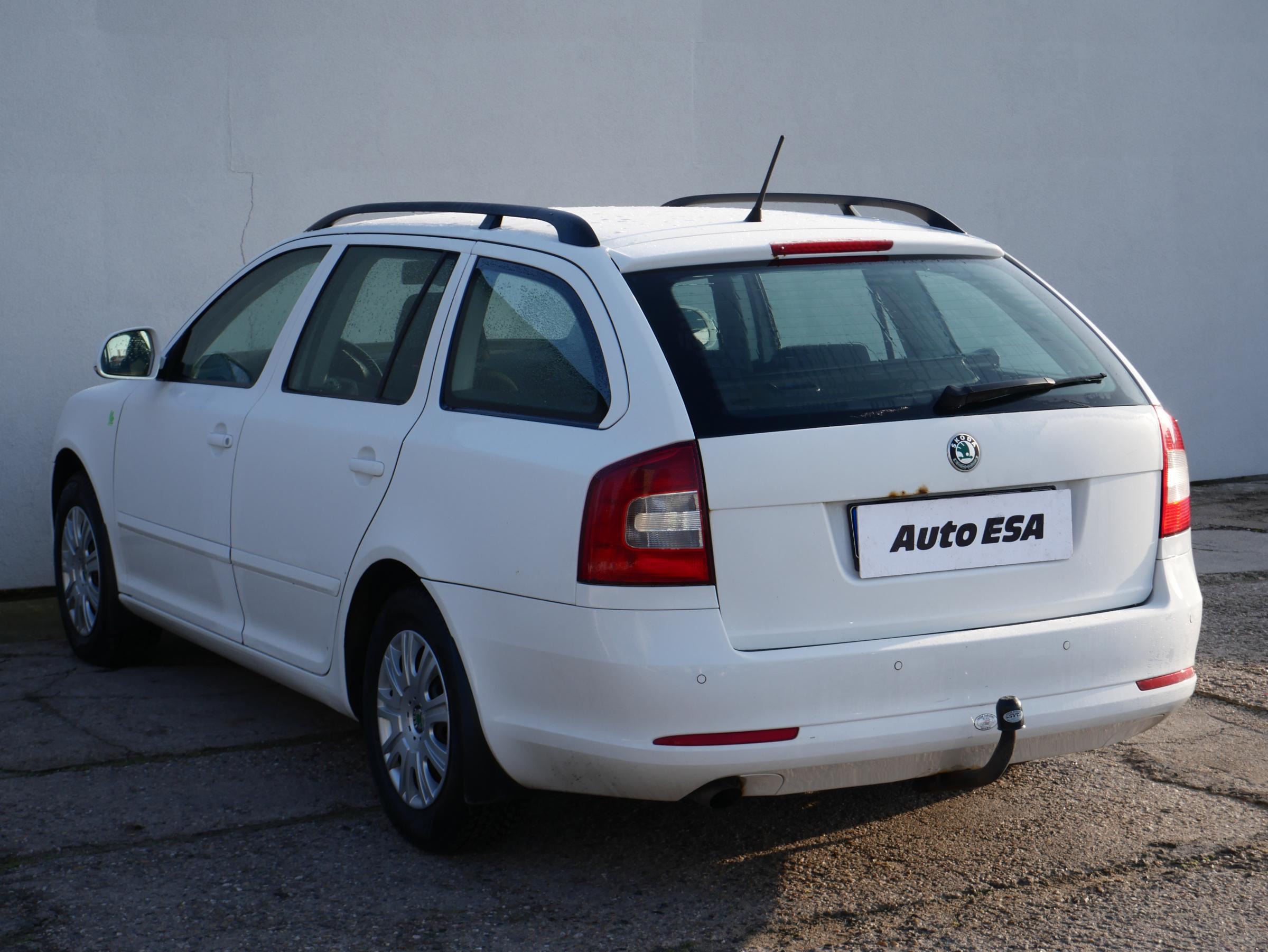 Škoda Octavia, 2013 - pohled č. 4