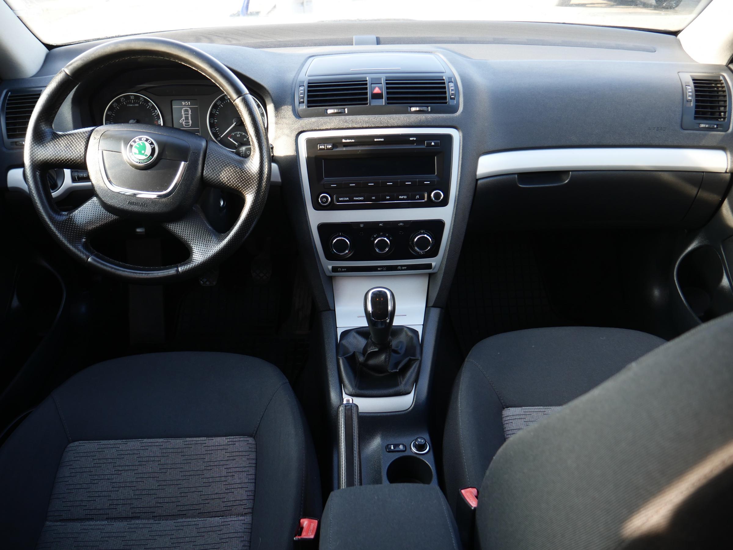 Škoda Octavia, 2013 - pohled č. 8