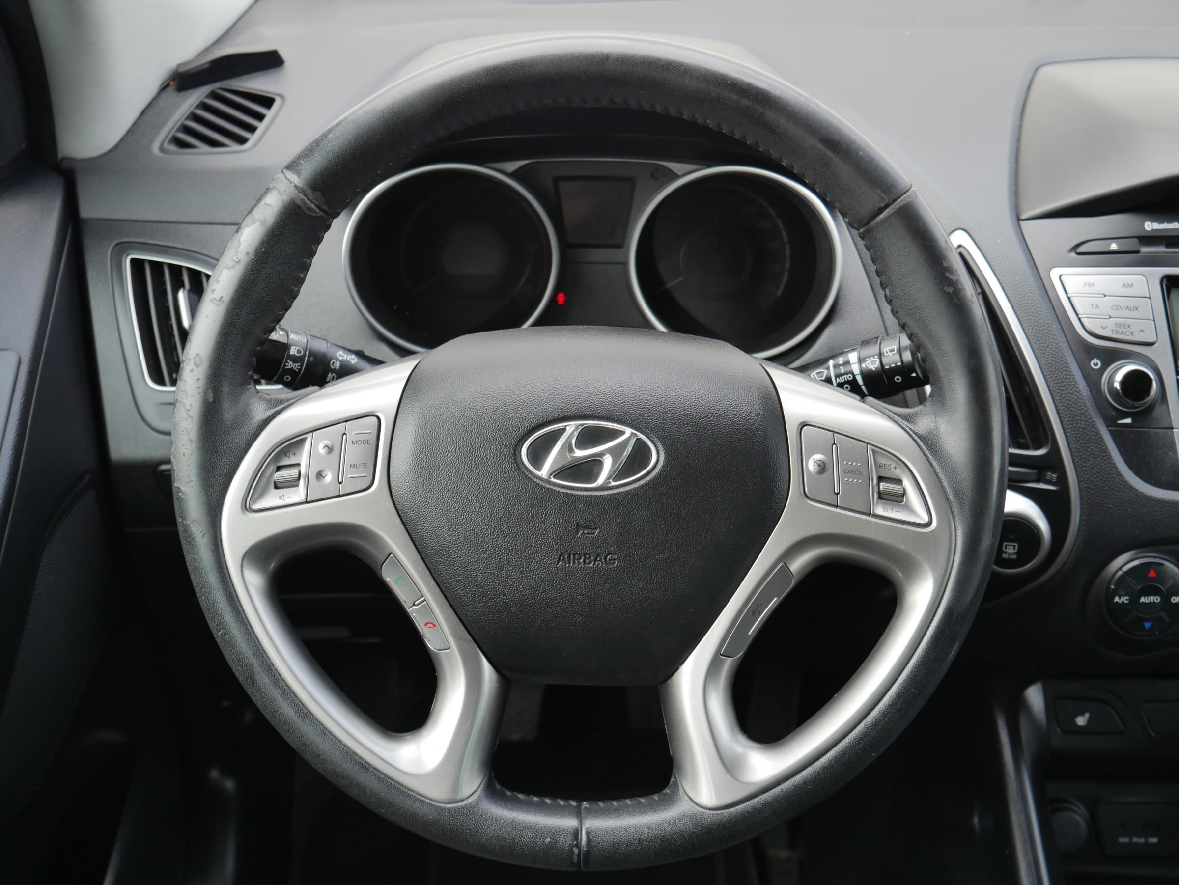 Hyundai ix35, 2012 - pohled č. 11