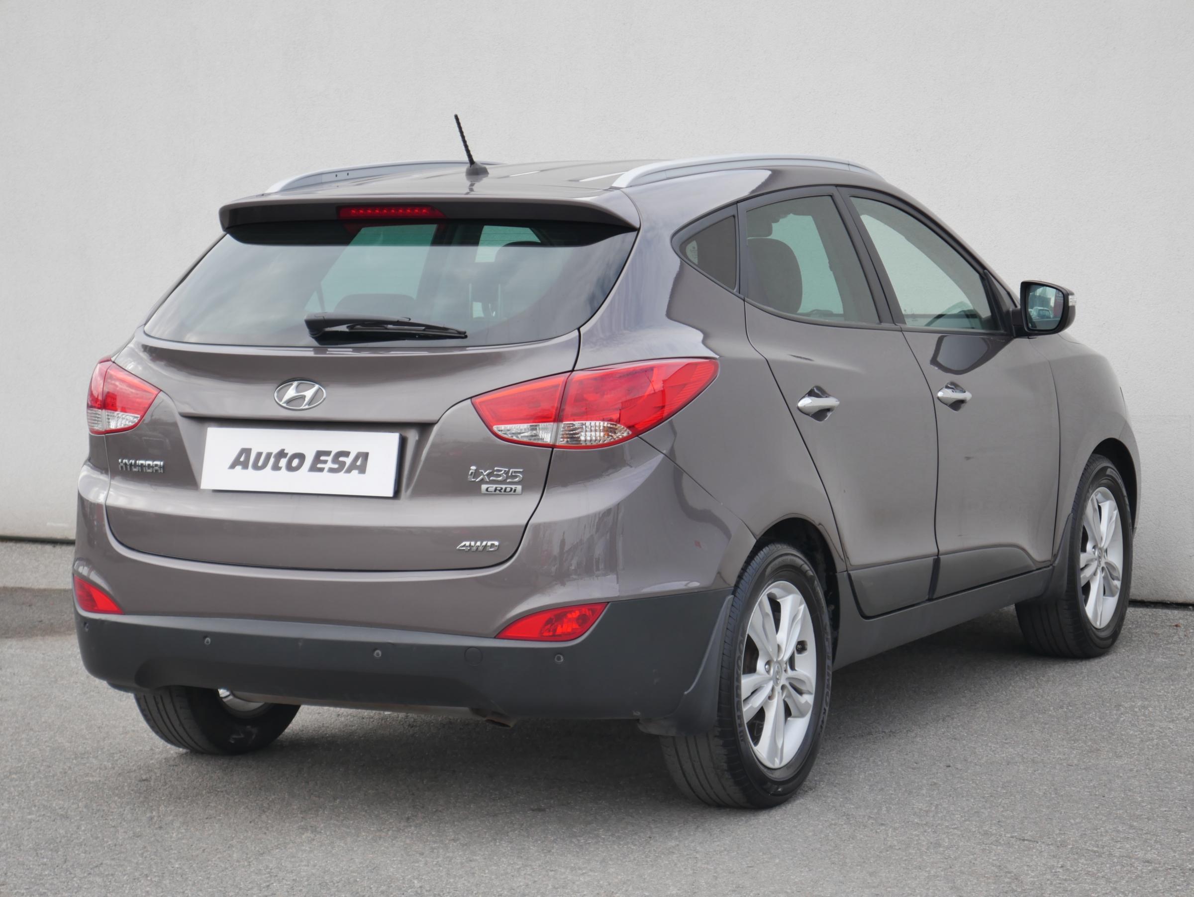 Hyundai ix35, 2012 - pohled č. 4