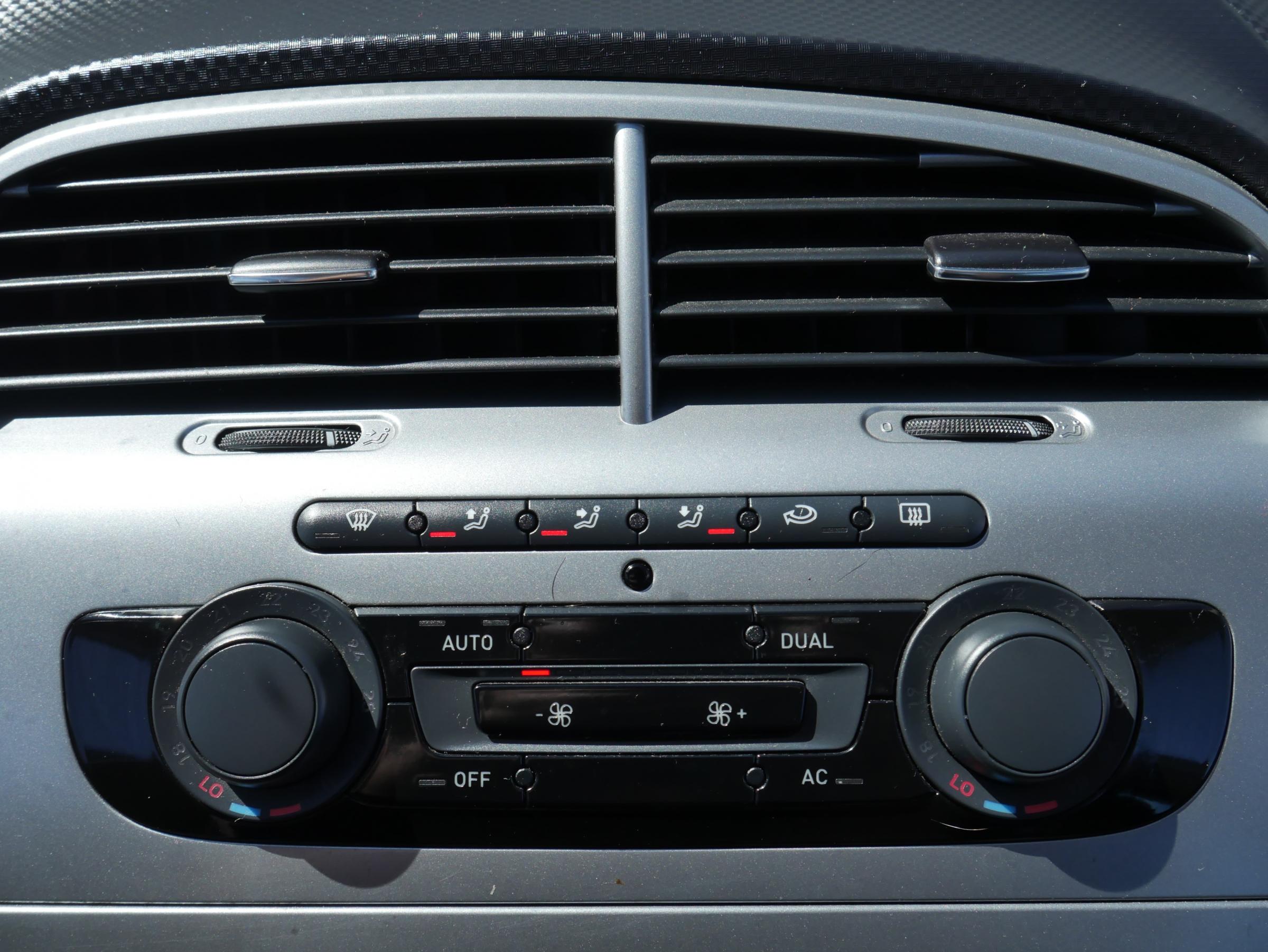 Seat Altea, 2012 - pohled č. 19