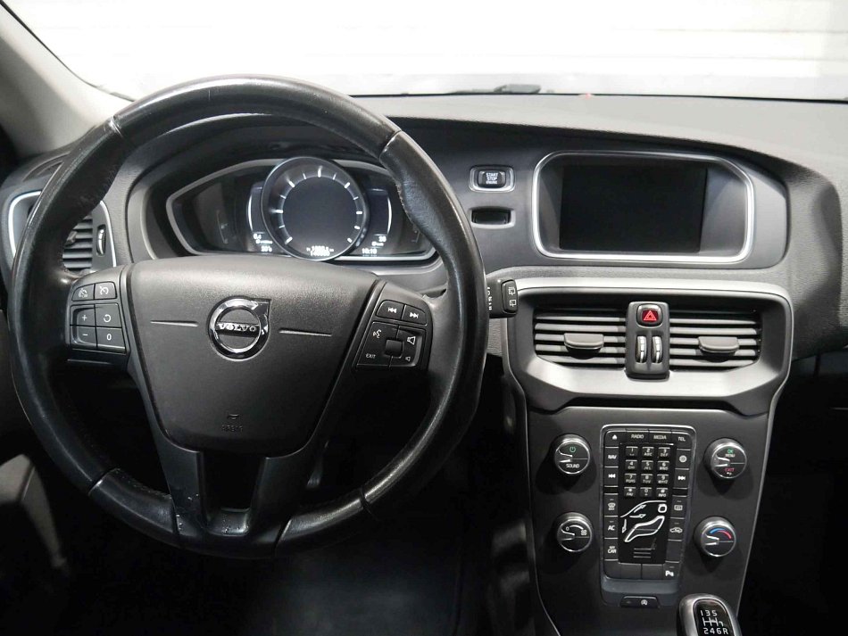Volvo V40 2.0 D 